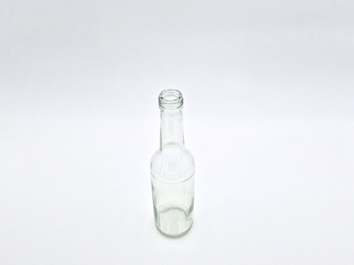 Flasche Geradhals 350 ml, weiß, PP28