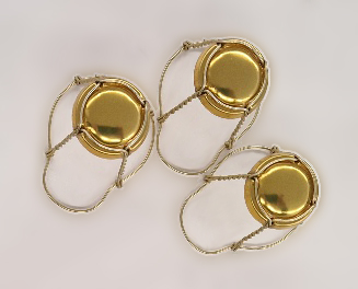 100 Drahtbügel für Sektkorken (Agraffen), gold 100 Drahtbügel für Sektkorken (Agraffen), gold