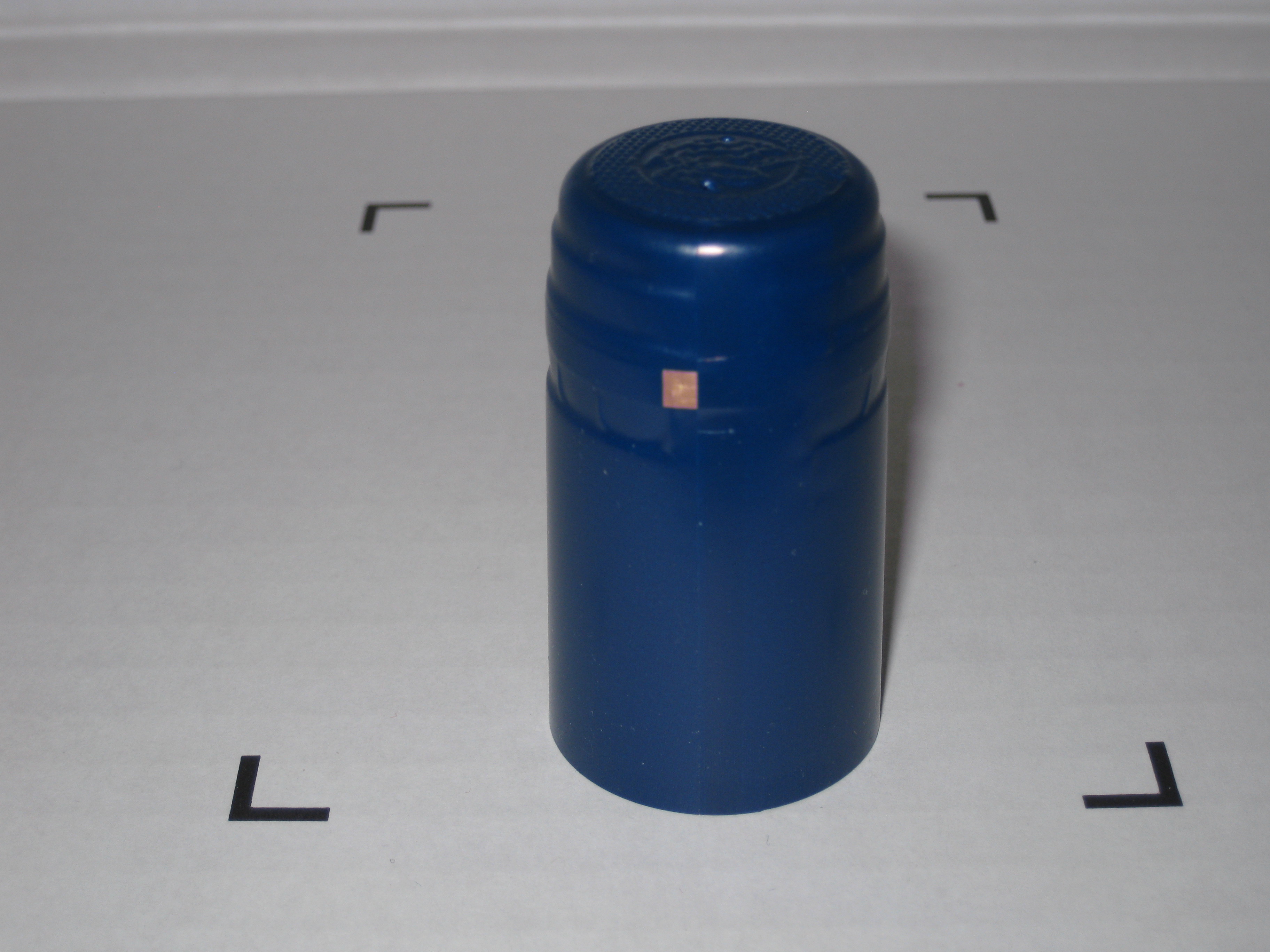 Schrumpfkapseln C ( Combi ) 31/60 enzianblau. 1 Karton à 6500 Stück, Preis pro 1000 Stk.
